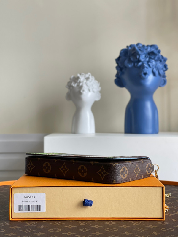 l0*is V*t0n fÉlicie pochette