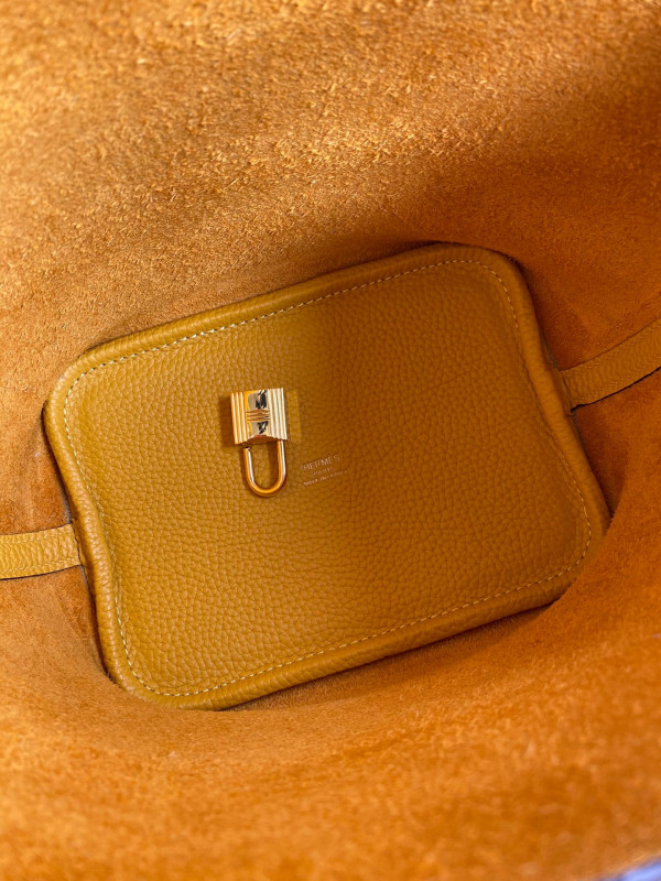 H**mes picotin pm 18