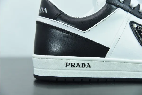 Pra*a  sneakers