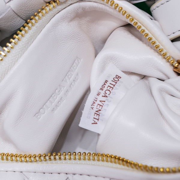 bo*te*ga Ve*ne*ta mini jodie