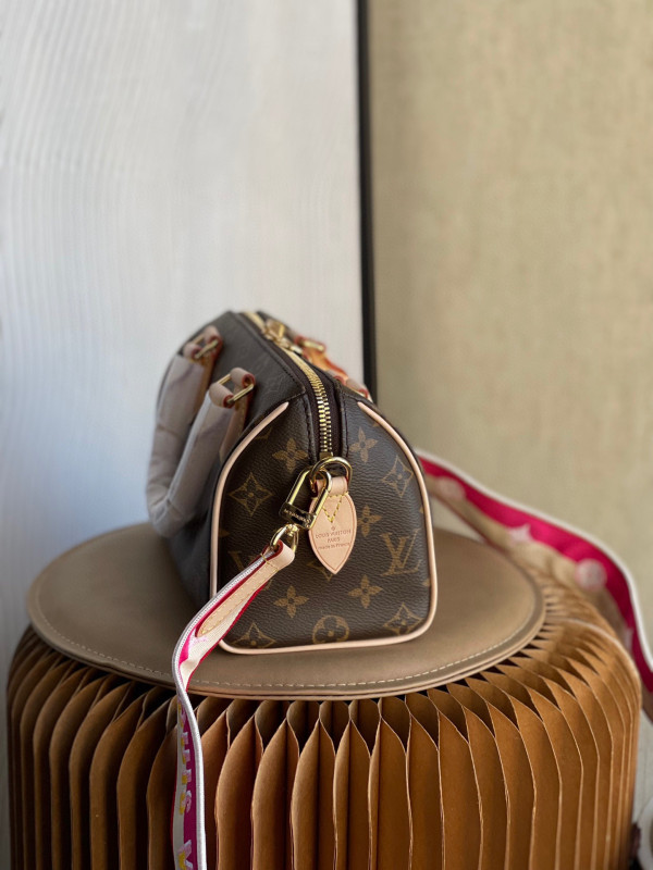 l0*is V*t0n speedy bandouliÈre 20