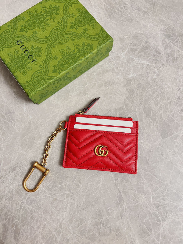 G*u*i gg marmont keychain wallet