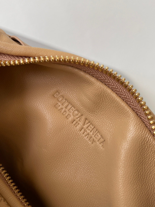 bo*te*ga Ve*ne*ta mini jodie