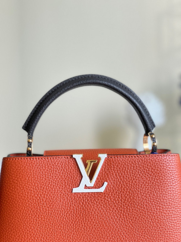 l0*is V*t0n capucines bb