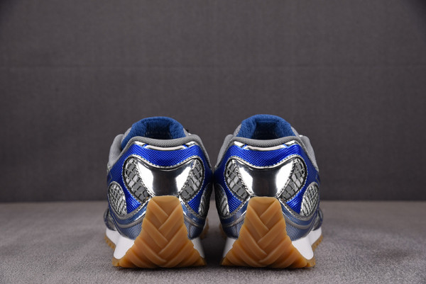 bo*te*ga Ve*ne*ta sneakers