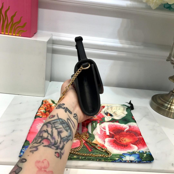 G*u*i zumi smooth leather mini shoulder bag