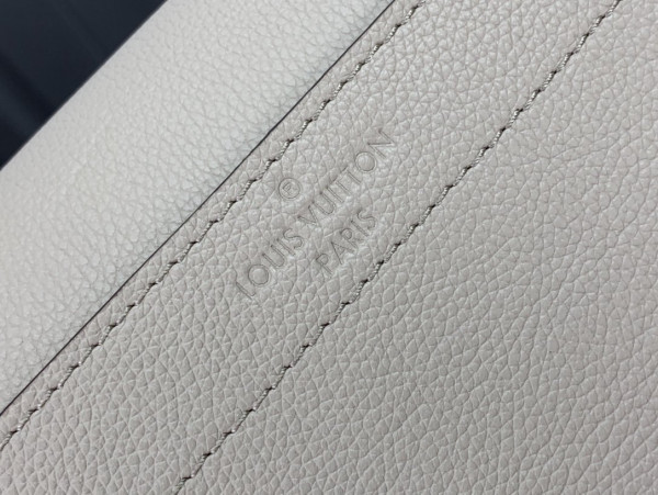 l0*is V*t0n lockme chain pm