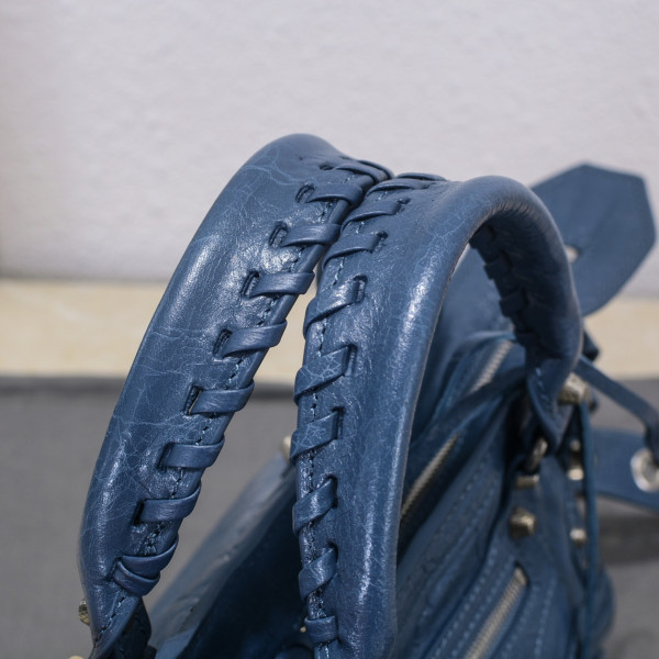 Ba*len*cia*ga neo cagole xs handbag