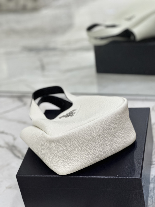 Pra*a  leather mini bag