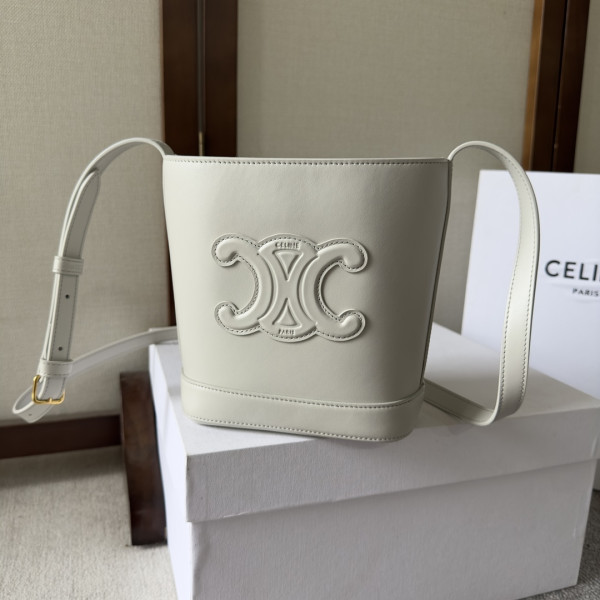 CELIN* MINI BUCKET CUIR TRIOMPHE