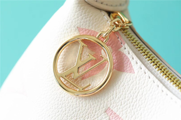 l0*is V*t0n mini moon