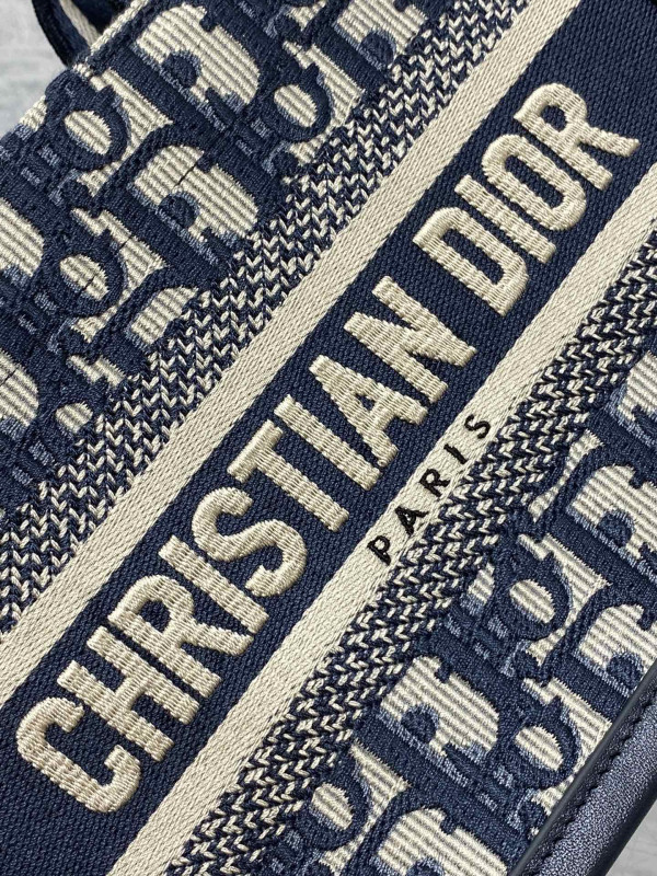 DIRO MINI BOOK TOTE-21.5*13*7.5CM