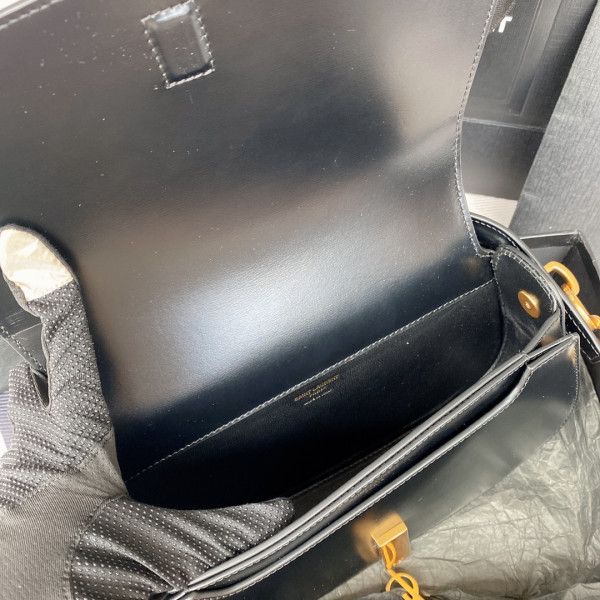 y*l voltaire in box Sa**t Lau*nt