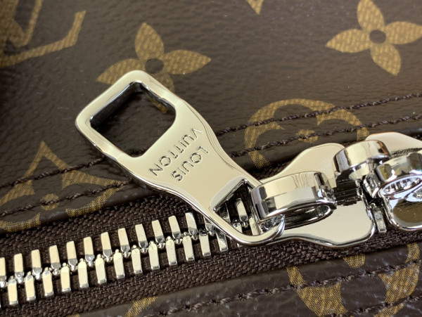 l0*is V*t0n keepall bandouliÈre 50