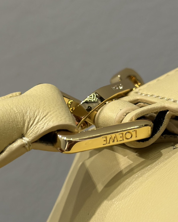 Lowee Small Puzzle Bag-24*16*10.5cm