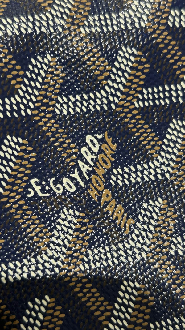 Go*ard beluga  - 23×18.5×8cm