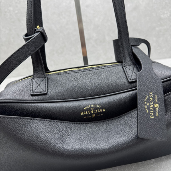 Ba*len*cia*ga carrie bowling bag - 34*12*12cm